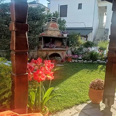 Σπίτι διακοπών Poly's Sea Side House *