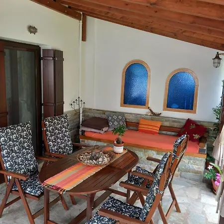 Poly's Sea Side House Feriehus *