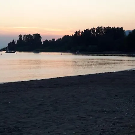 Case de vacanță Poly's Sea Side House Koropi